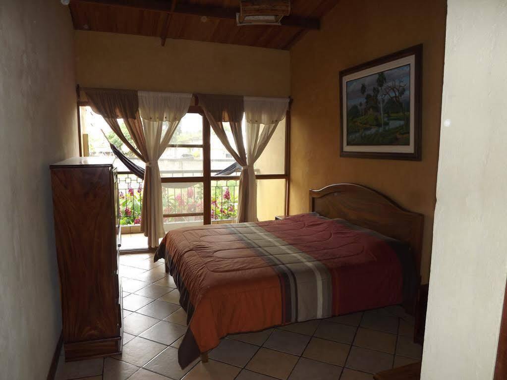 Aparthotel Villa Pacande & Rooms Pilas Exterior photo